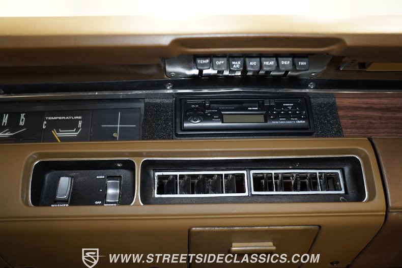 Dodge-Coronet-1970-Go-Mango-Orange-Brown-45