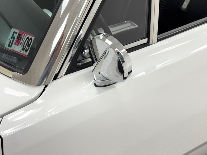 Dodge-Dart-1967-White-Black-30