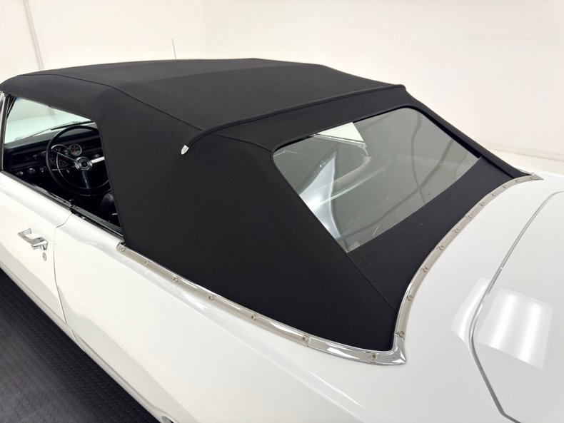 Dodge-Dart-1967-White-Black-32