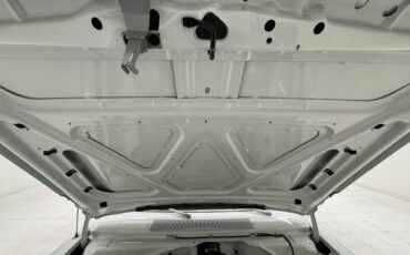 Dodge-Dart-1967-White-Black-35