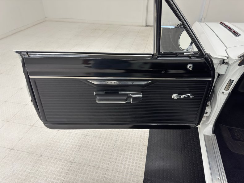 Dodge-Dart-1967-White-Black-43