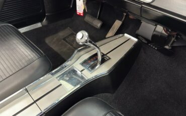 Dodge-Dart-1967-White-Black-44