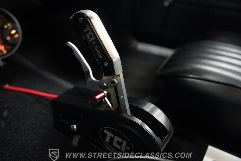 Dodge-Dart-1970-Orange-Black-11