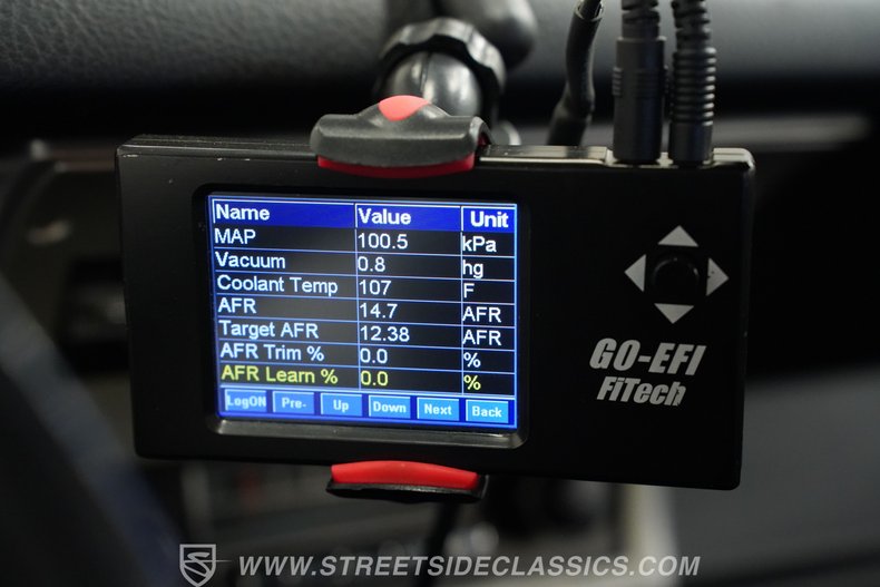 Dodge-Dart-1970-Orange-Black-38