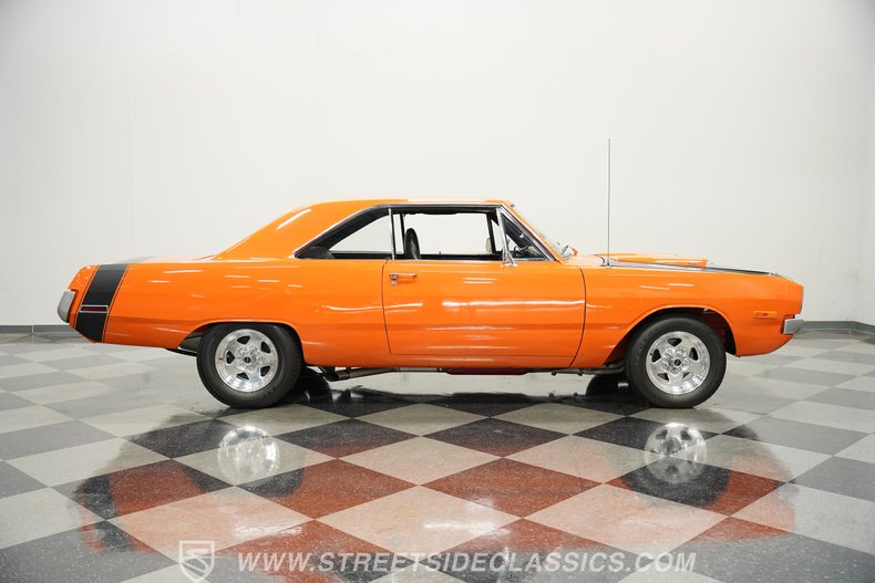 Dodge-Dart-1970-Orange-Black-42