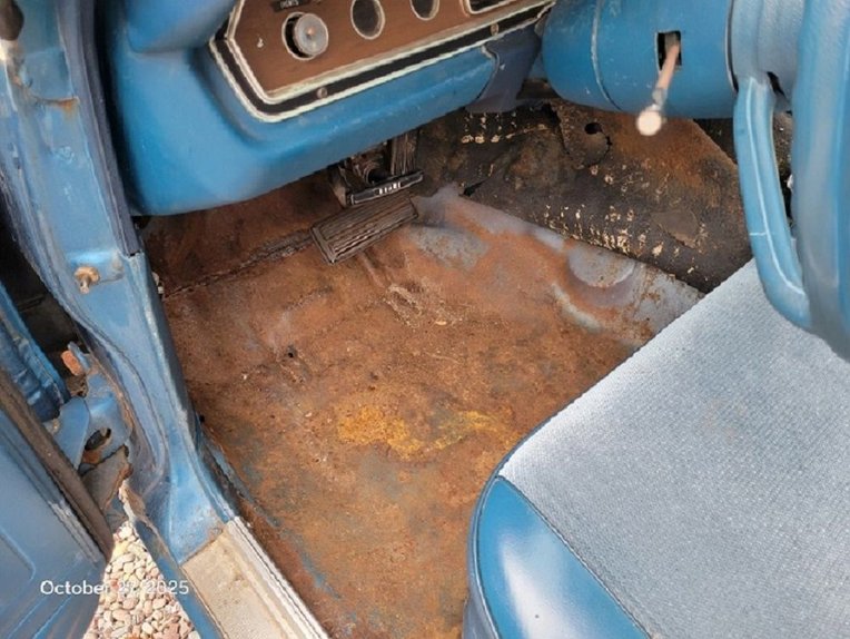 Dodge-Dart-1974-Blue-White-Blue-16