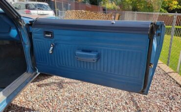 Dodge-Dart-1974-Blue-White-Blue-28