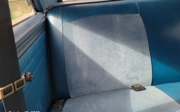 Dodge-Dart-1974-Blue-White-Blue-35