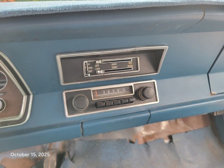 Dodge-Dart-1974-Blue-White-Blue-42