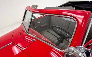 Dodge-Luxury-liner-1940-Viper-Red-Dove-Gray-13