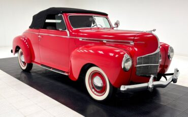 Dodge-Luxury-liner-1940-Viper-Red-Dove-Gray-19