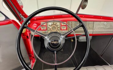 Dodge-Luxury-liner-1940-Viper-Red-Dove-Gray-22