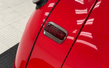 Dodge-Luxury-liner-1940-Viper-Red-Dove-Gray-28