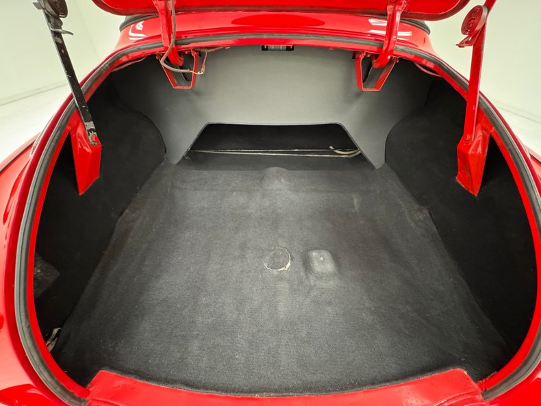 Dodge-Luxury-liner-1940-Viper-Red-Dove-Gray-36