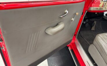 Dodge-Luxury-liner-1940-Viper-Red-Dove-Gray-38