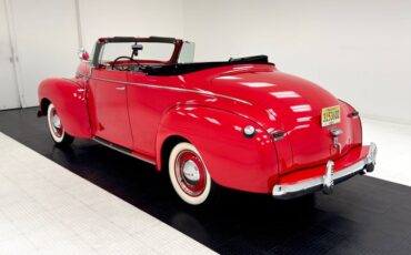 Dodge-Luxury-liner-1940-Viper-Red-Dove-Gray-7