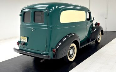 Dodge-Vc-1940-Arbor-Green-Black-11