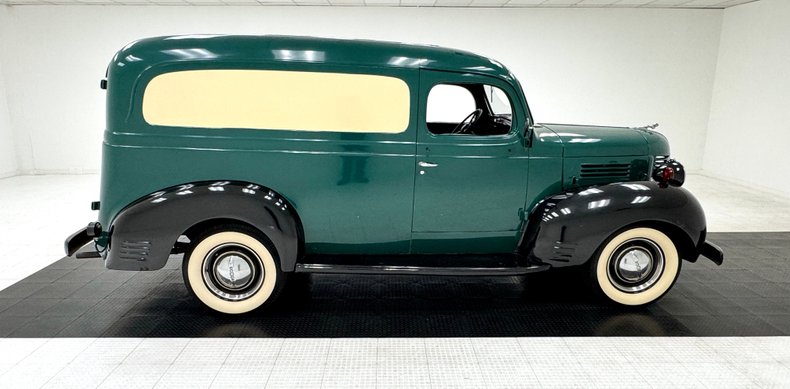 Dodge-Vc-1940-Arbor-Green-Black-12