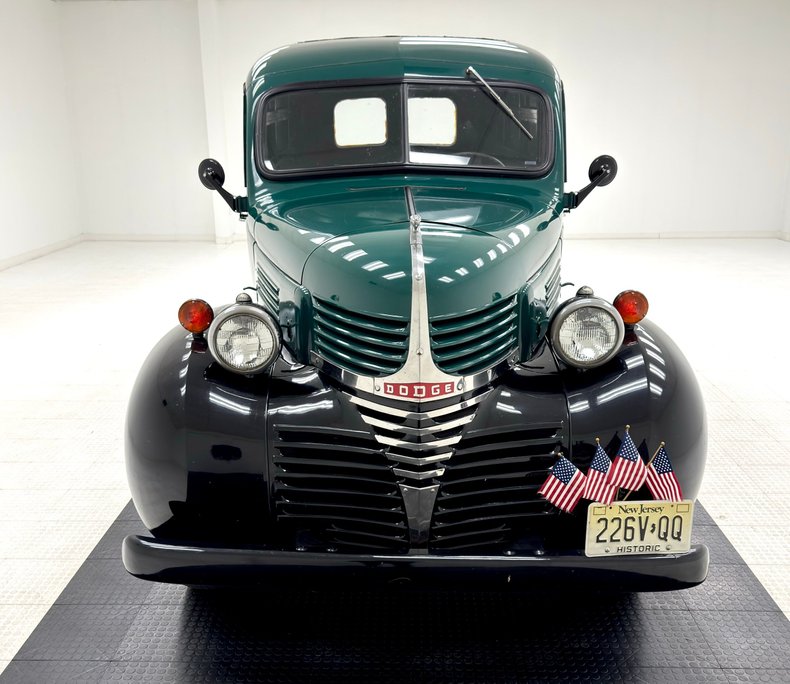 Dodge-Vc-1940-Arbor-Green-Black-14