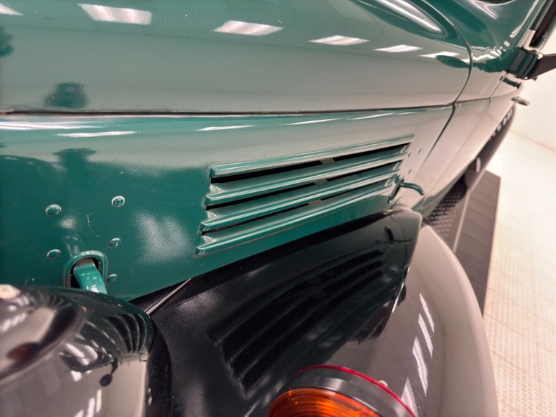 Dodge-Vc-1940-Arbor-Green-Black-17