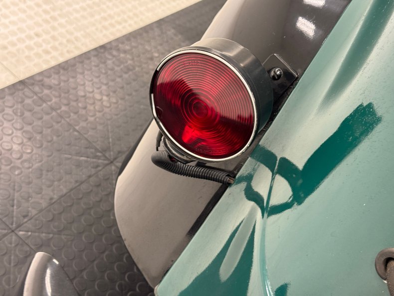 Dodge-Vc-1940-Arbor-Green-Black-22