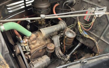 Dodge-Vc-1940-Arbor-Green-Black-36