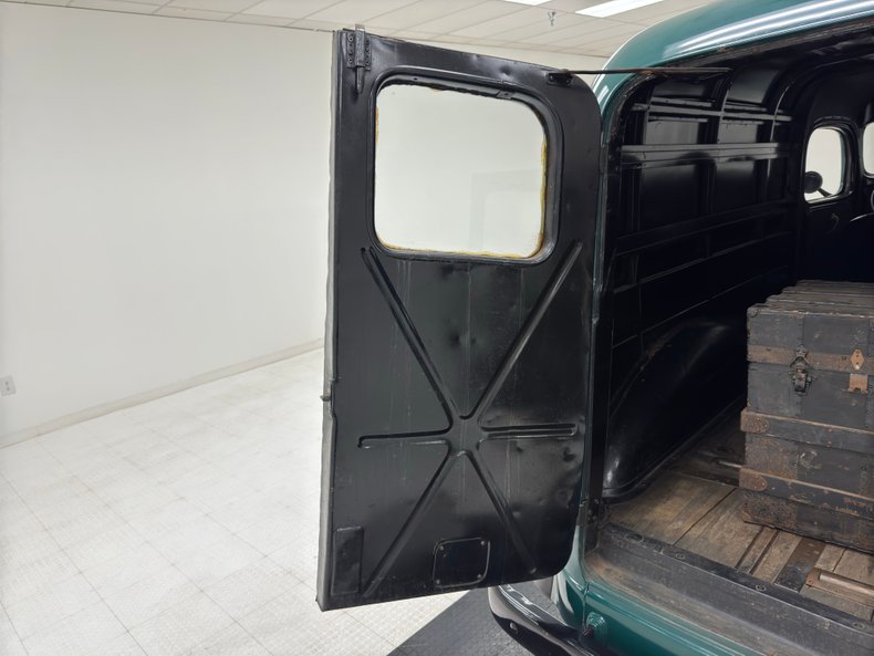 Dodge-Vc-1940-Arbor-Green-Black-40