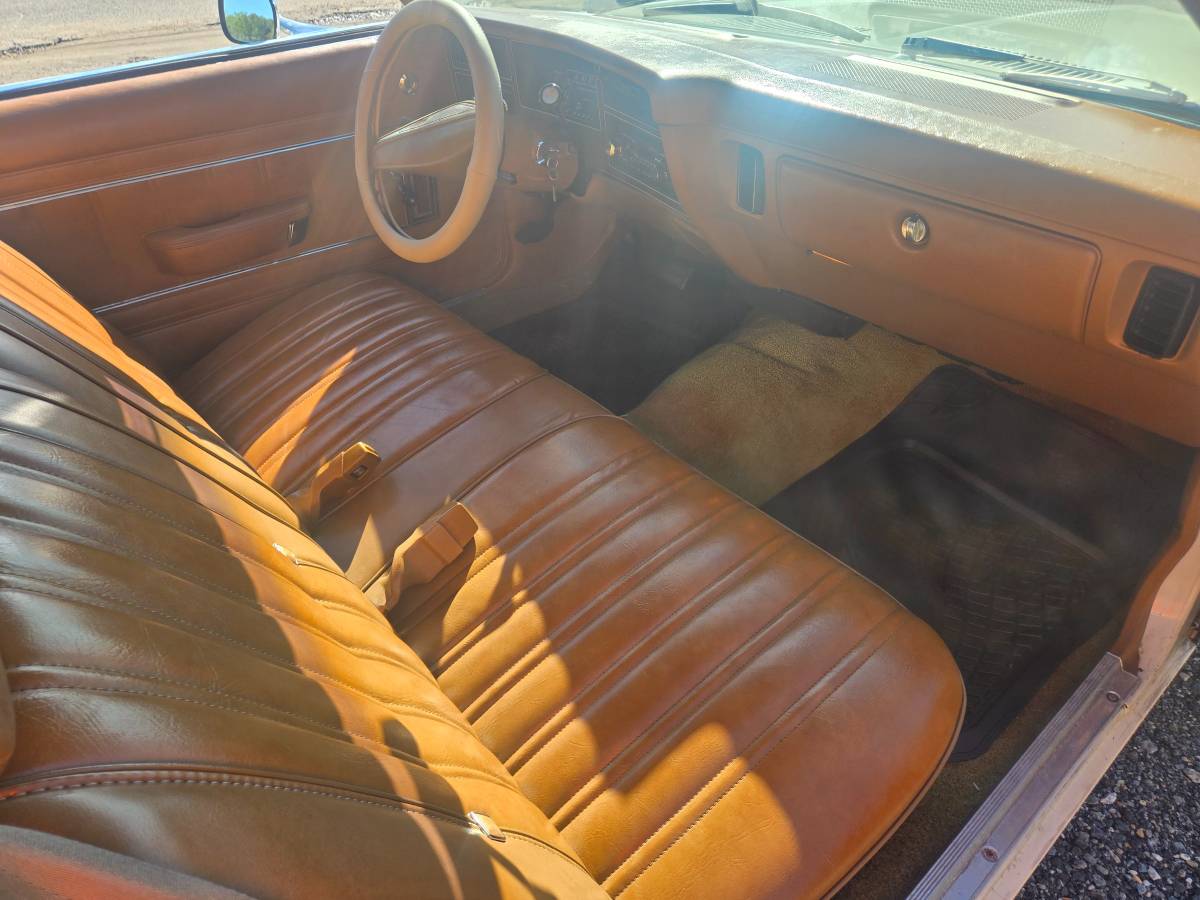 Dodge-aspen-1977-white-16