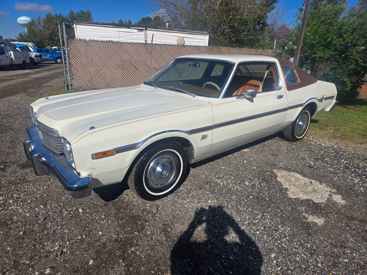 Dodge-aspen-1977-white