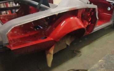 Dodge-challenger-1970-red-36