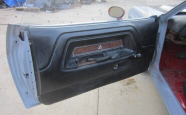 Dodge-challenger-1970-red-42