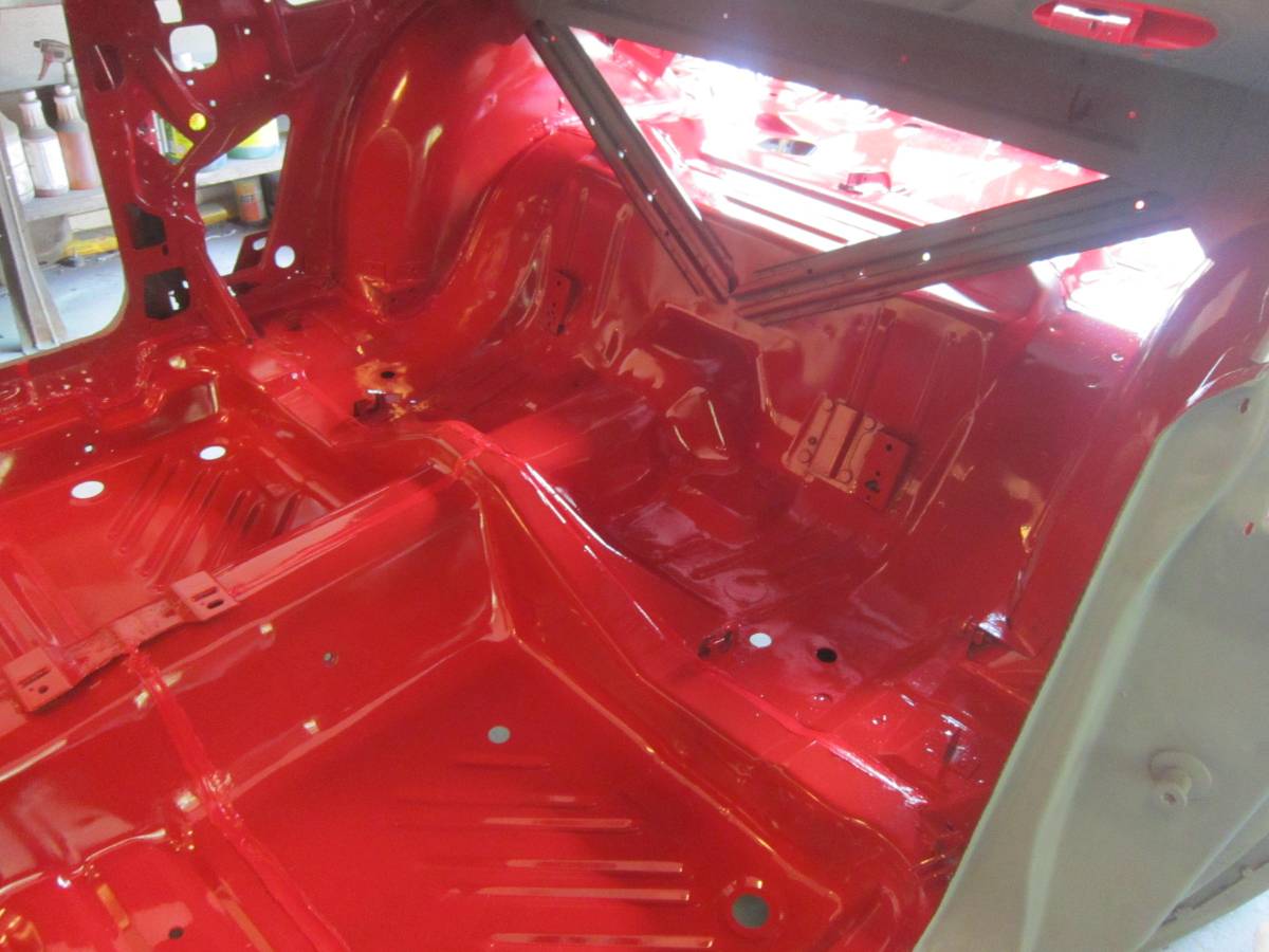 Dodge-challenger-1970-red-6