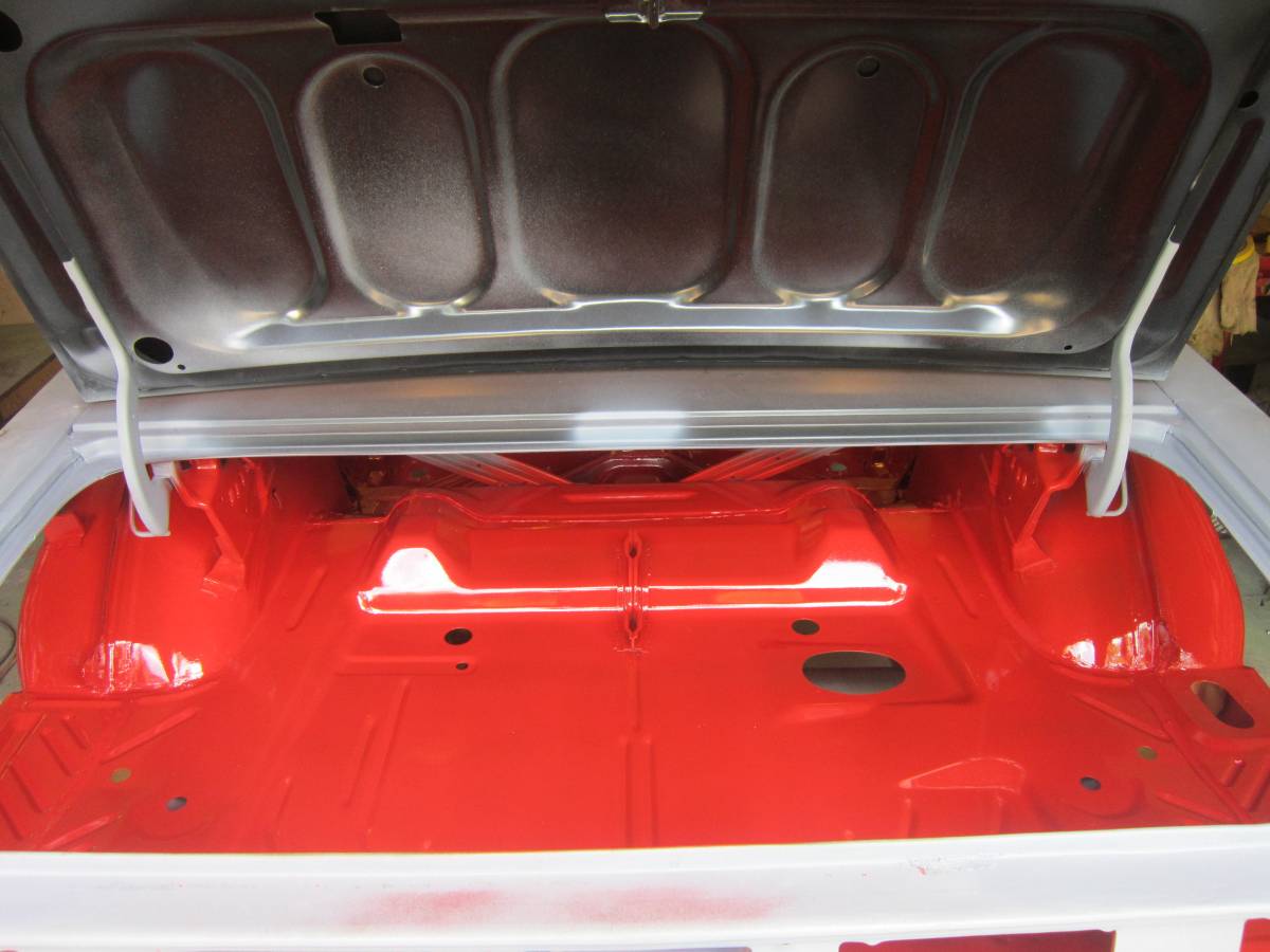 Dodge-challenger-1970-red-7