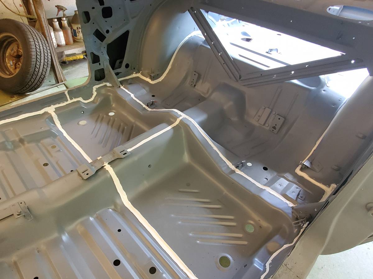 Dodge-challenger-1970-red-86