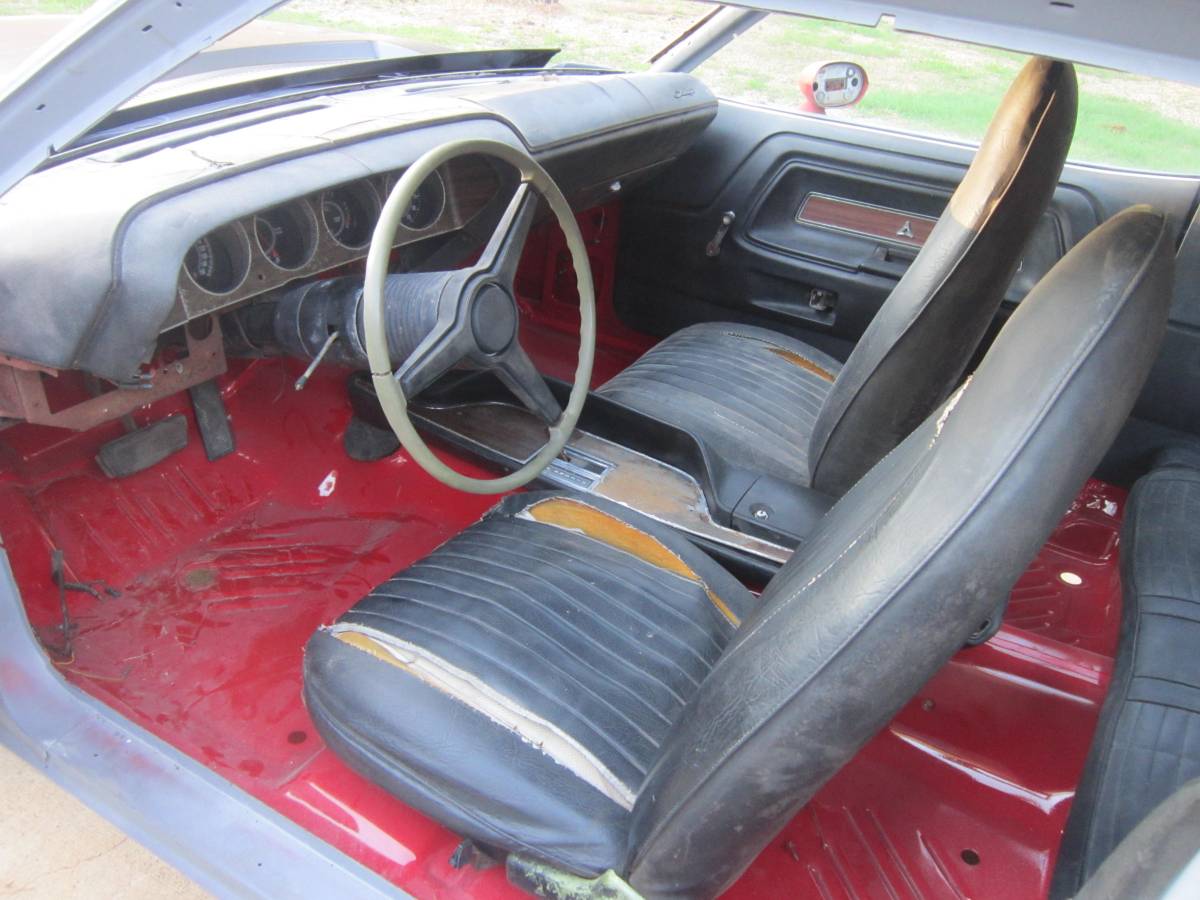 Dodge-challenger-1970-red-9