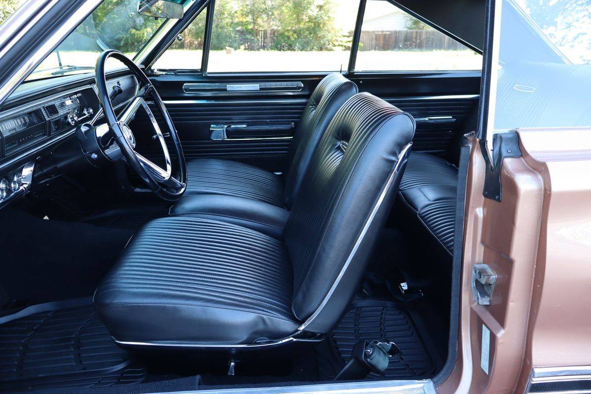 Dodge-coronet-1967-brown-13