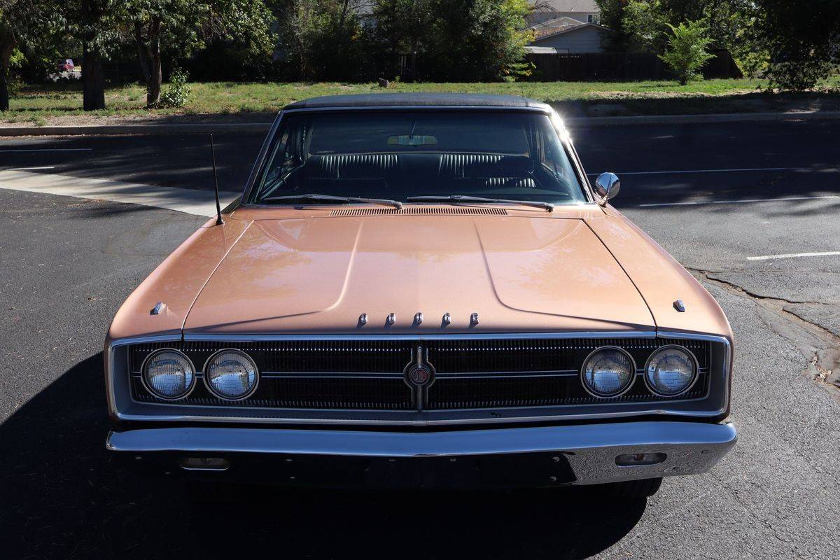 Dodge-coronet-1967-brown-15