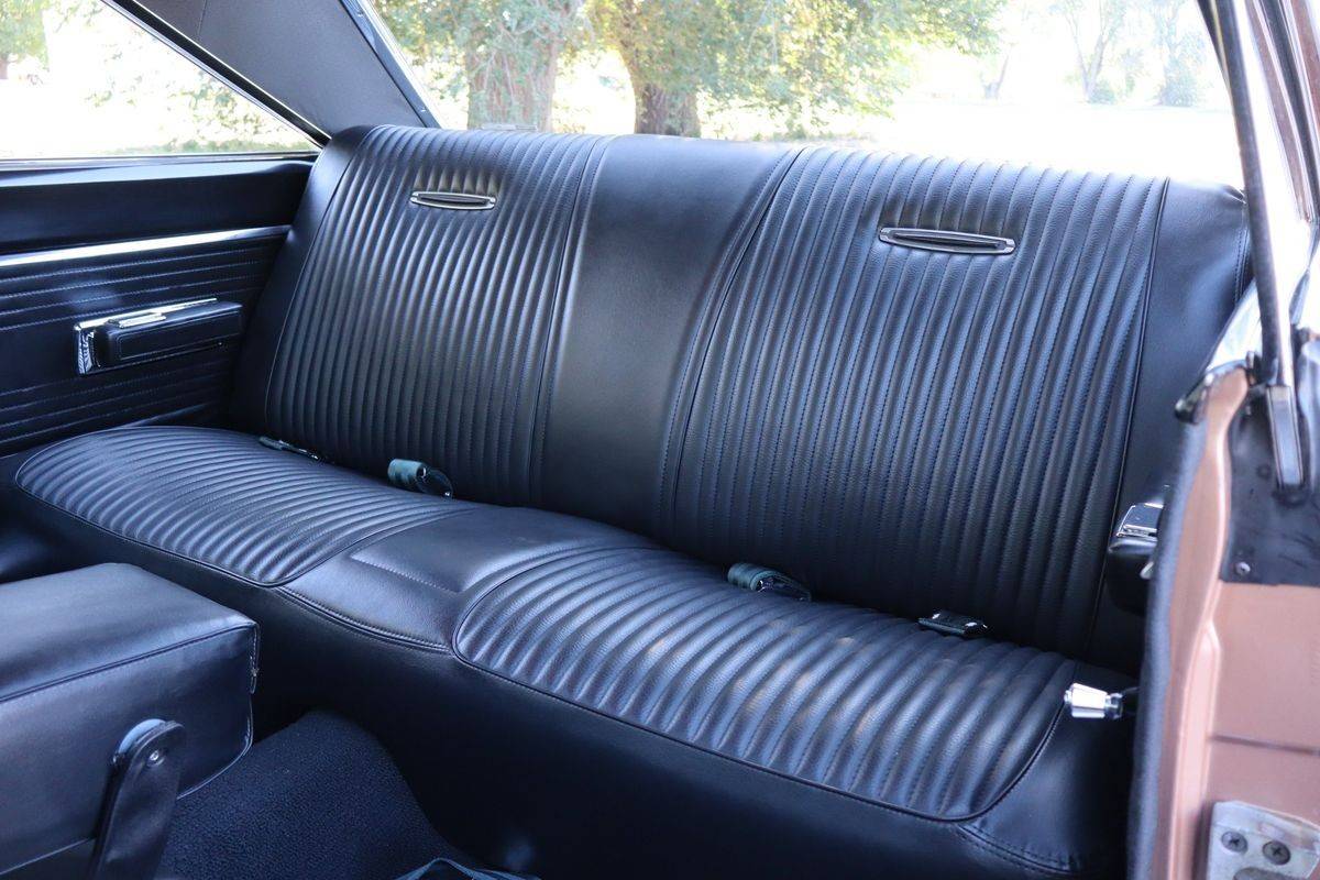 Dodge-coronet-1967-brown-19