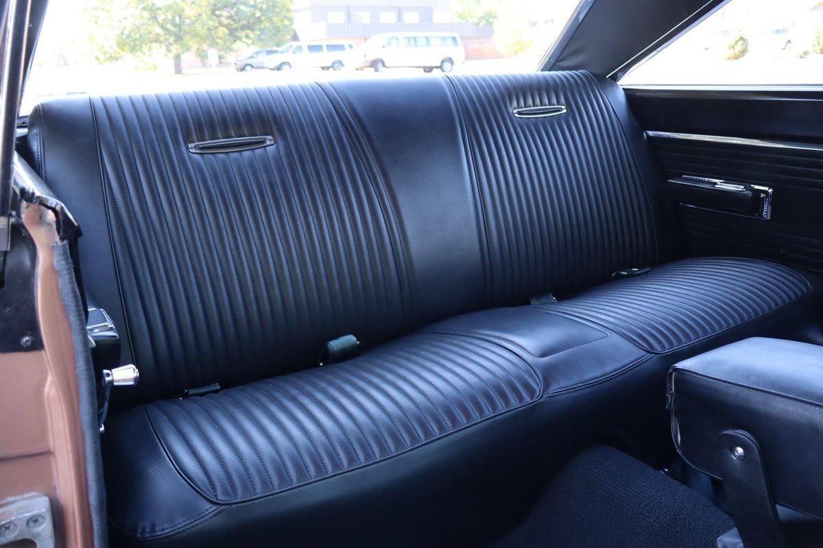 Dodge-coronet-1967-brown-20