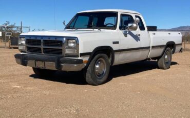 Dodge-d250-diesel-1993-white