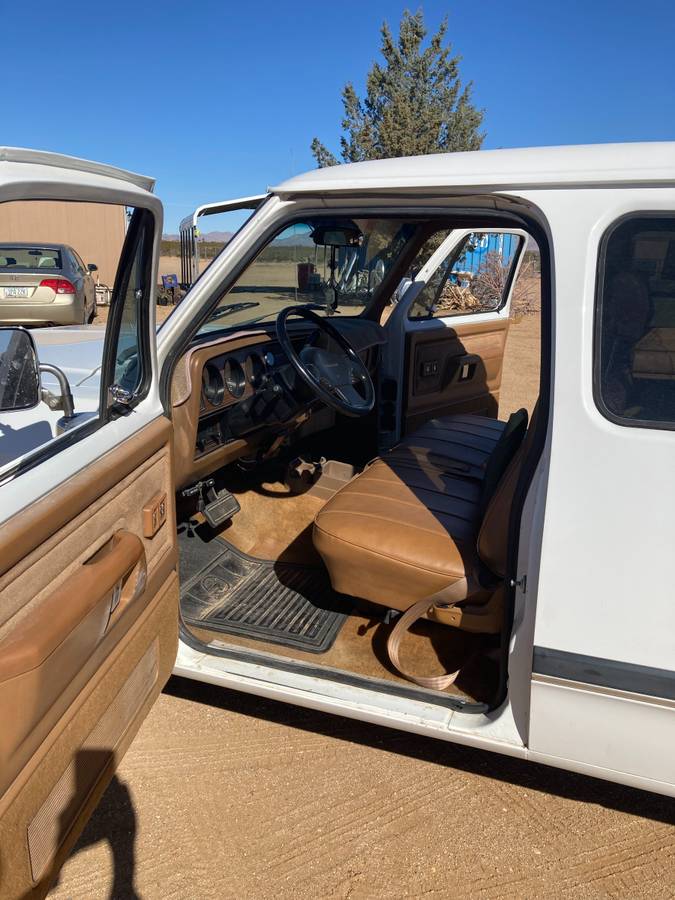 Dodge-d250-diesel-1993-white-5