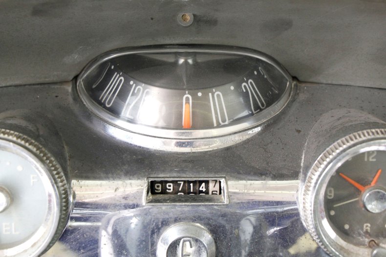 Edsel-Corsair-1958-Silver-Gray-Metallic-Red-32