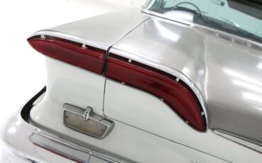 Edsel-Corsair-1958-Silver-Gray-Metallic-Red-43