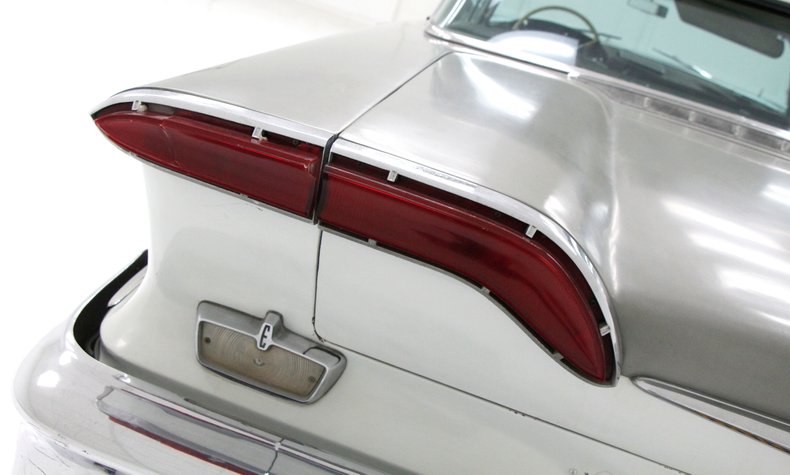 Edsel-Corsair-1958-Silver-Gray-Metallic-Red-43