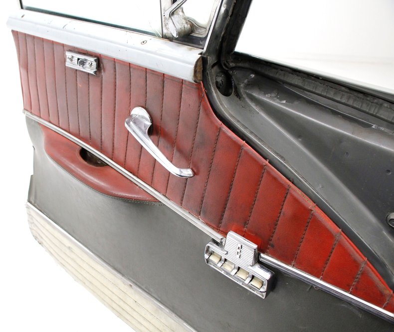 Edsel-Corsair-1958-Silver-Gray-Metallic-Red-44