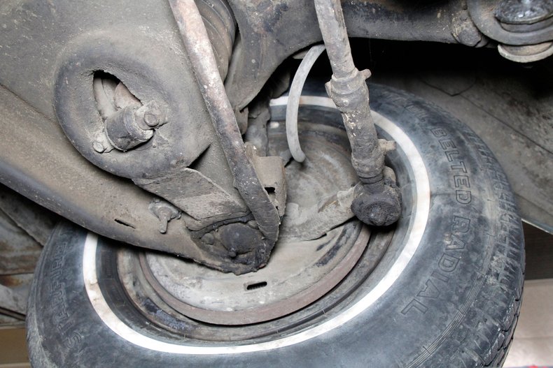 Edsel-Corsair-1958-Silver-Gray-Metallic-Red-48