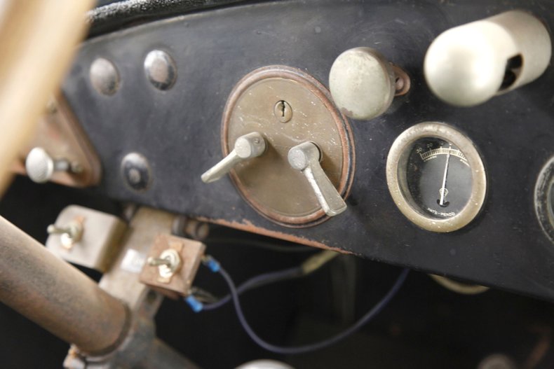 Essex-Other-1920-Primer-Black-Black-5