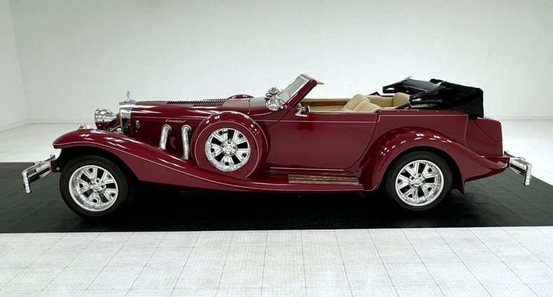 Excalibur-Series-4-1983-Dark-Red-Tan-2