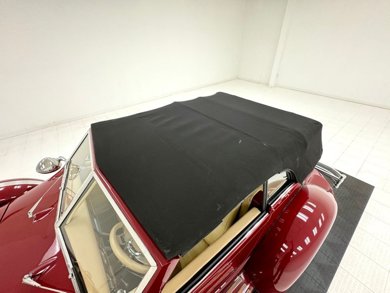 Excalibur-Series-4-1983-Dark-Red-Tan-22