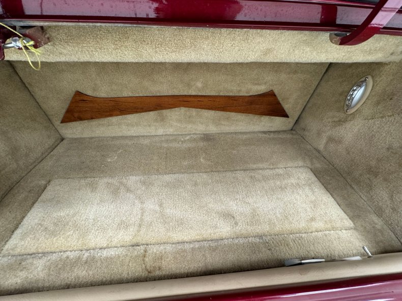 Excalibur-Series-4-1983-Dark-Red-Tan-29